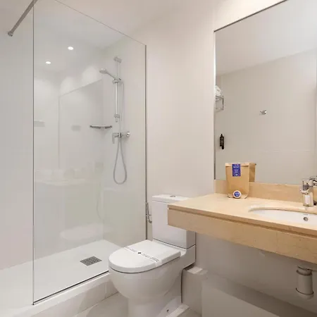 Hotel Hcc Taber 3*