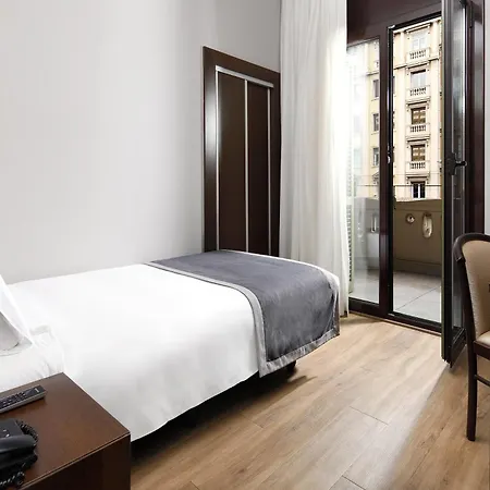 Hotel Hcc Taber 3*