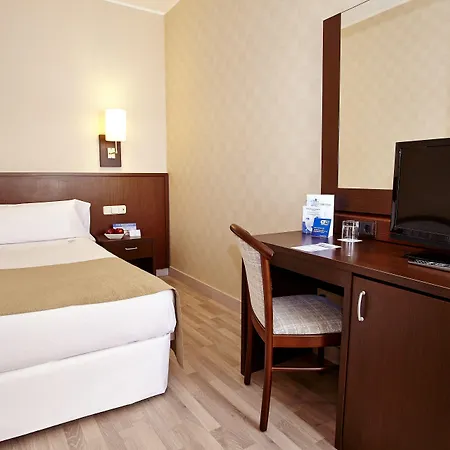 Hotell Hcc Taber 3*